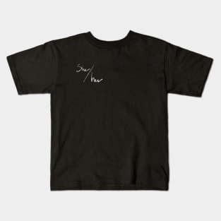 She/Her (white & black) Kids T-Shirt